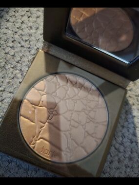 Tarte Radiant Bronze Palette - Warm Tan Powder Bronzer - New w/out Box